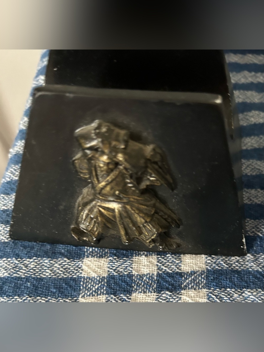 Decorative items - Picture 5 of 5